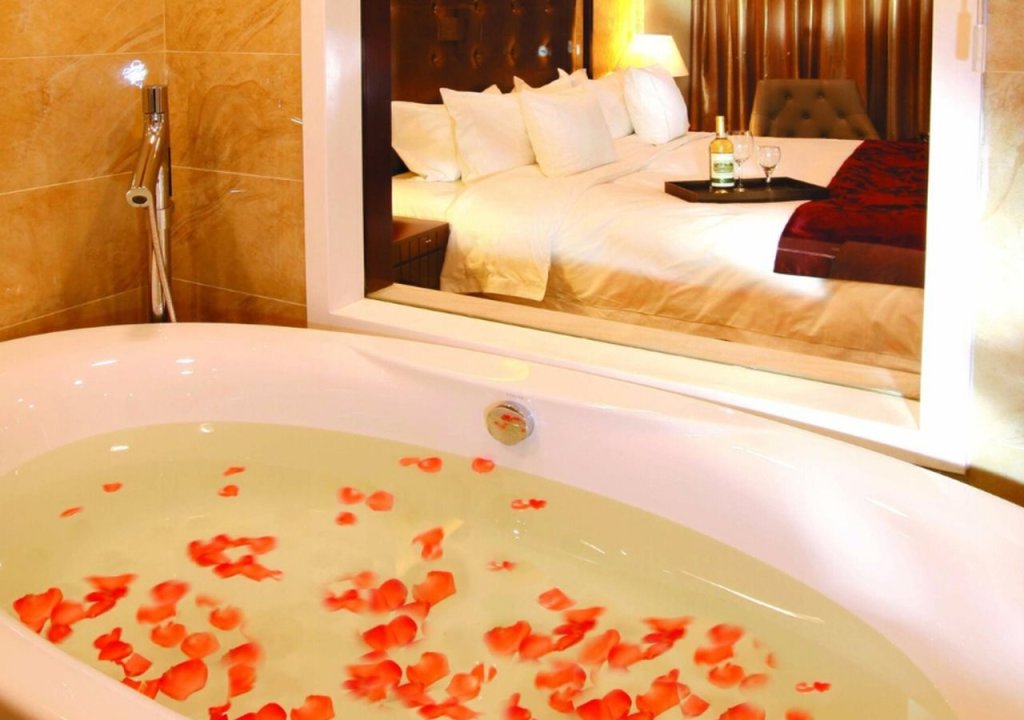 Далянь: Southern Airlines Pearl Hotel