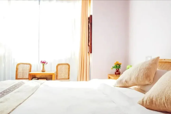 Дали: Cabin 7 Inn