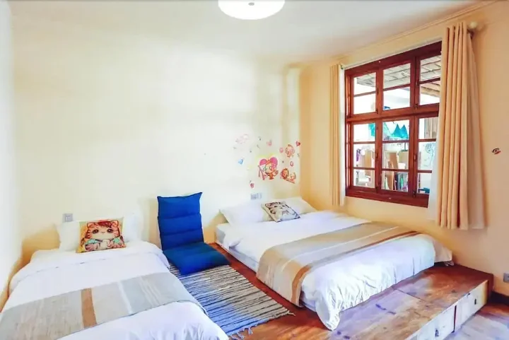 Дали: Cabin 7 Inn