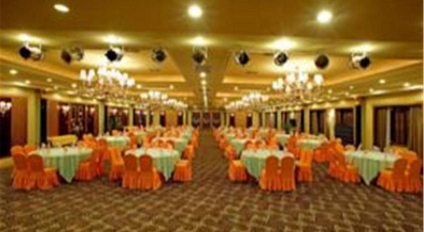 Пекин: RGHCM Garden Resorts
