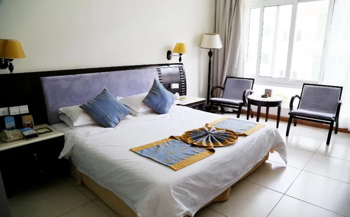 Санья: Landscape Beach Hotel Sanya