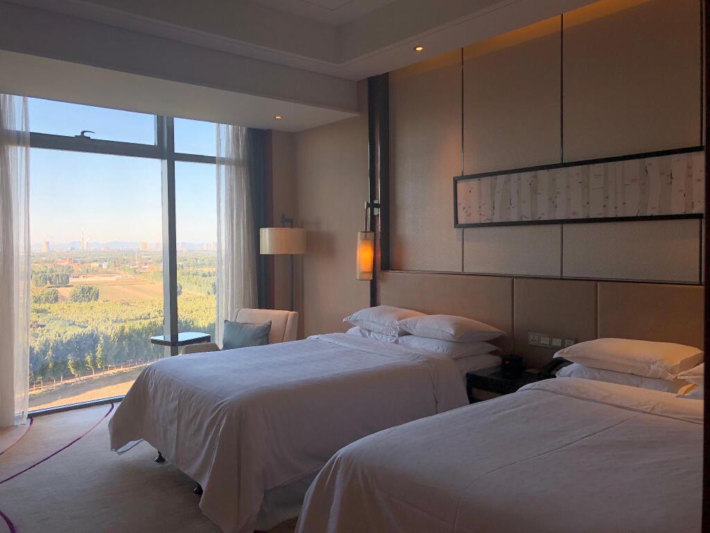 Лянфан: Sheraton Langfang Chaobai River Hotel