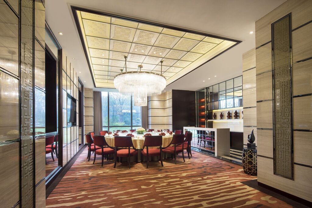 Лянфан: Sheraton Langfang Chaobai River Hotel