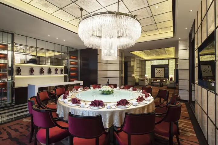 Лянфан: Sheraton Langfang Chaobai River Hotel