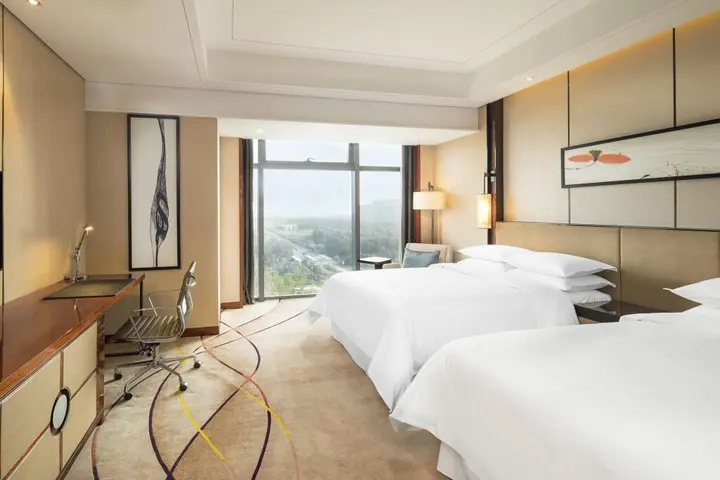 Лянфан: Sheraton Langfang Chaobai River Hotel