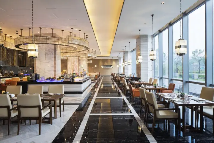 Лянфан: Sheraton Langfang Chaobai River Hotel