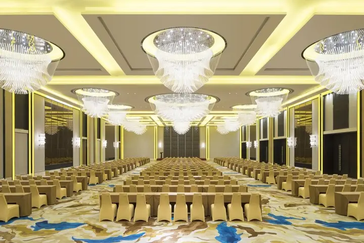 Лянфан: Sheraton Langfang Chaobai River Hotel