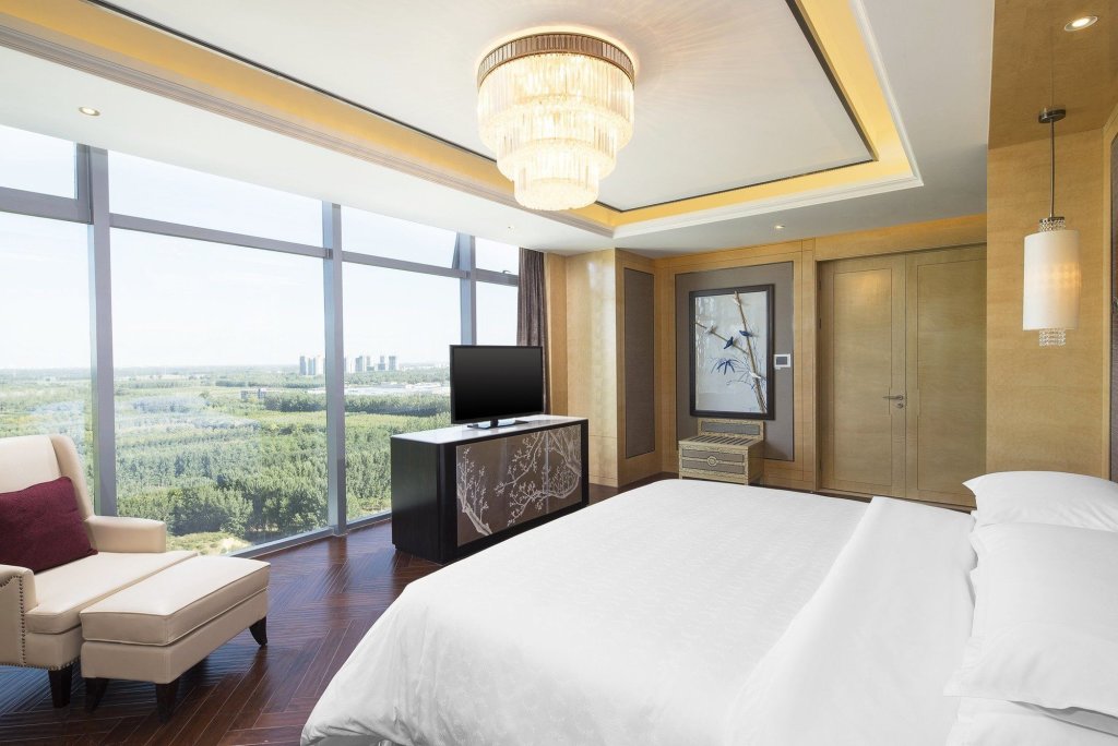 Лянфан: Sheraton Langfang Chaobai River Hotel