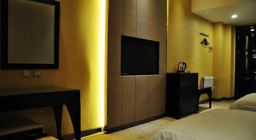 Хулун-Буир: Manzhouli Aolong Business Hotel