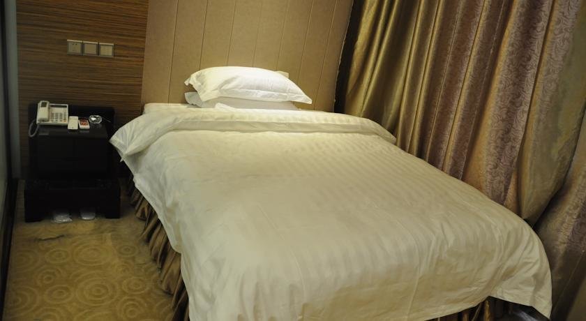 Хулун-Буир: Manzhouli Aolong Business Hotel
