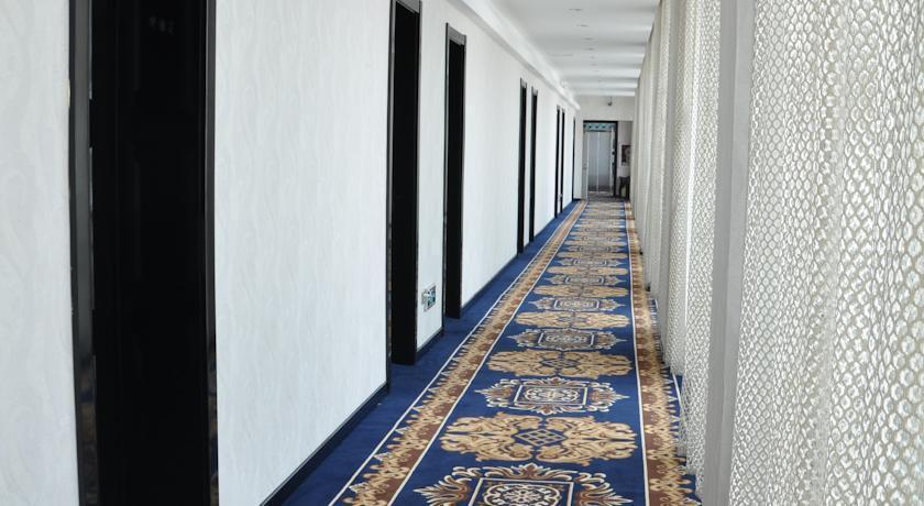 Хулун-Буир: Manzhouli Aolong Business Hotel