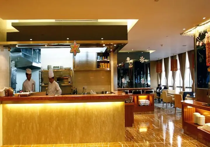 Шэньчжэнь: Railway Station Hotel West Building