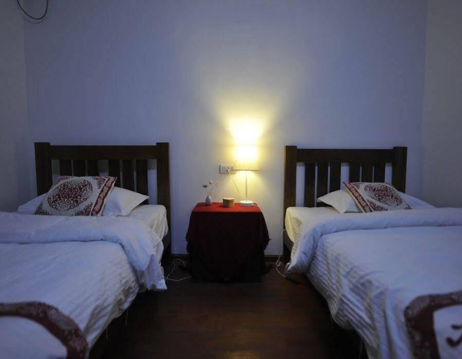 Гуйлинь: Dragon Gate Inn