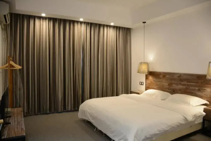 Яншо: Westland Hostel
