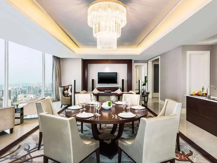 Чэнду: The St. Regis Chengdu