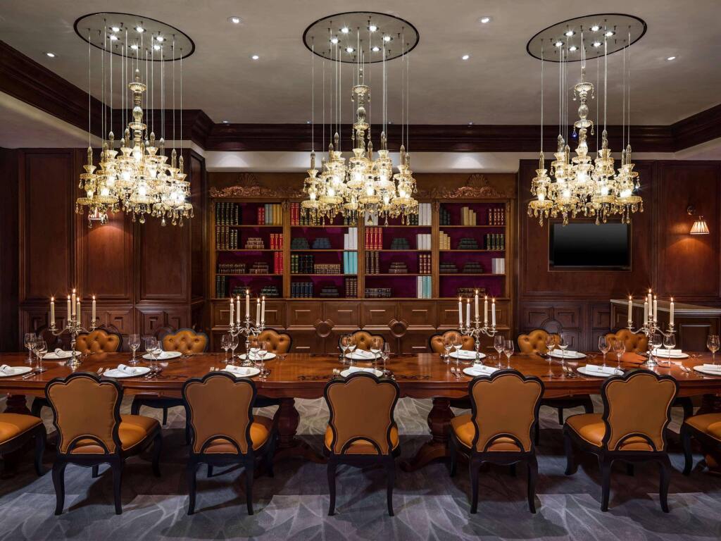 Чэнду: The St. Regis Chengdu