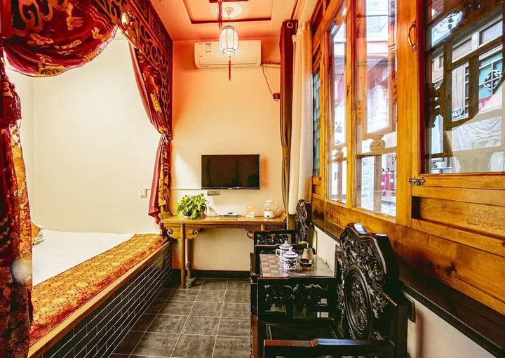 Цзиньчжун: Pingyao Ju Yuan Ge Inn