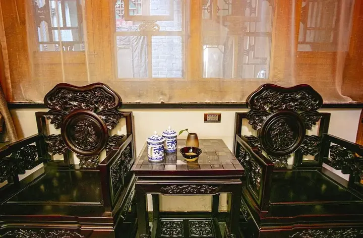 Цзиньчжун: Pingyao Ju Yuan Ge Inn