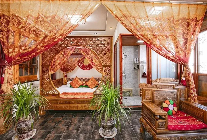 Цзиньчжун: Pingyao Ju Yuan Ge Inn
