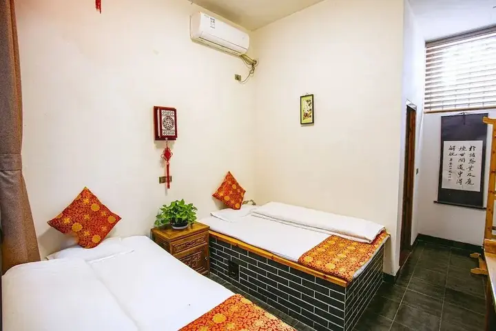 Цзиньчжун: Pingyao Ju Yuan Ge Inn