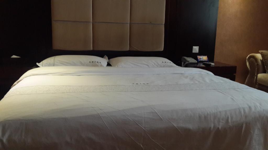 Чжуншань: Zhongshan Tianhong Hotel