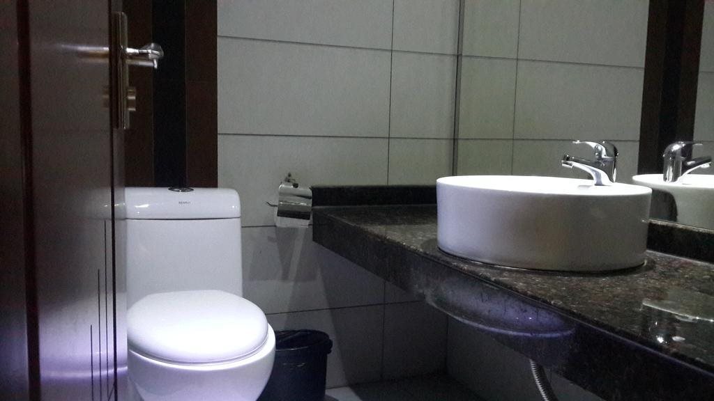 Чжуншань: Zhongshan Tianhong Hotel