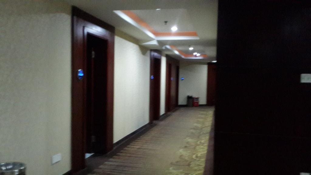 Чжуншань: Zhongshan Tianhong Hotel