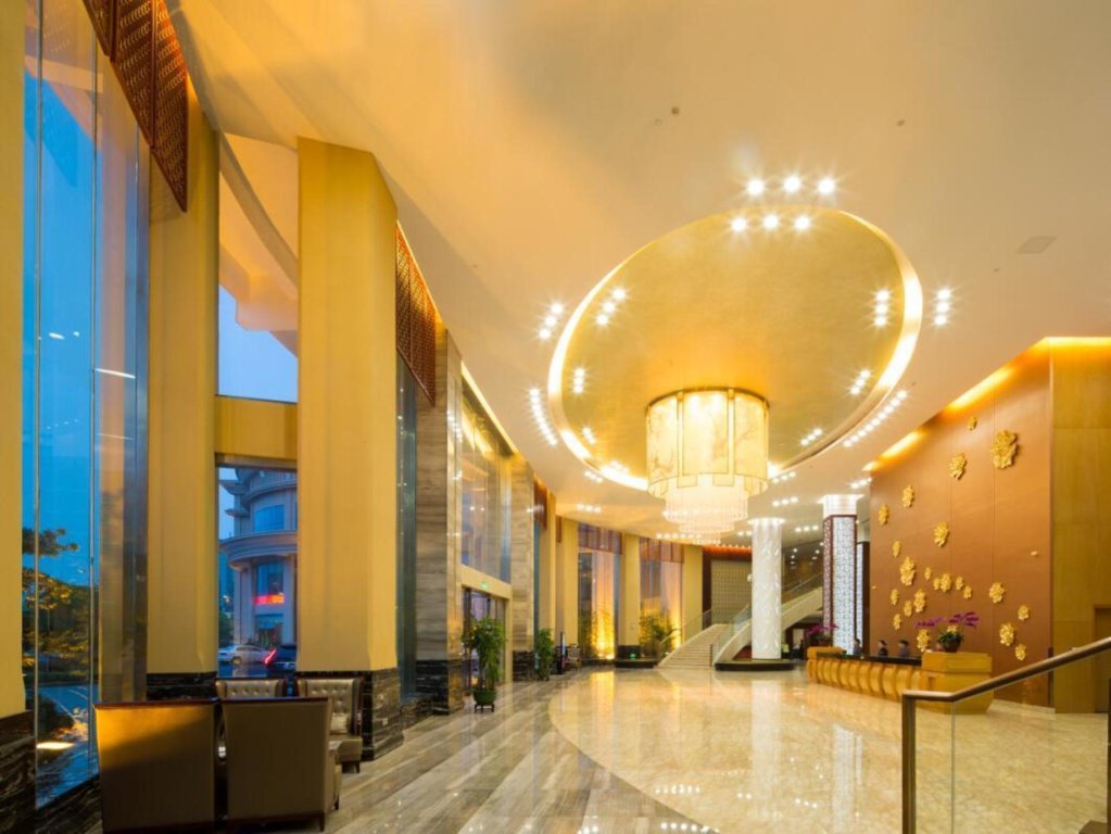 Цзиань: The Grand Plaza Hotel