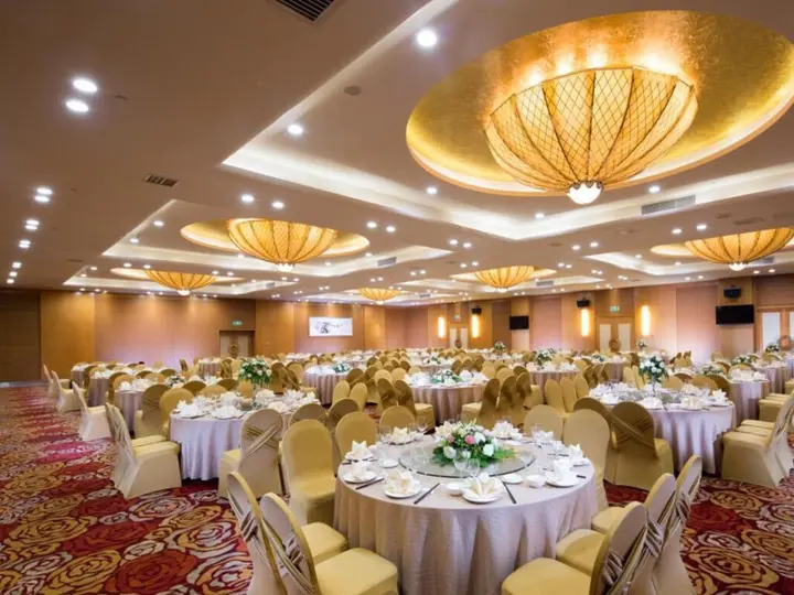Цзиань: The Grand Plaza Hotel