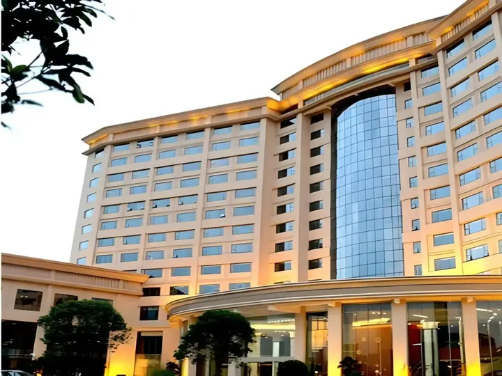 Цзиань: The Grand Plaza Hotel