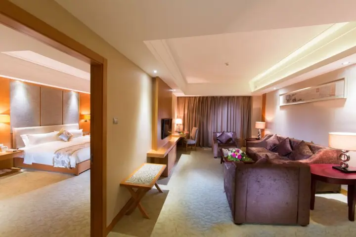 Цзиань: The Grand Plaza Hotel