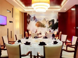 Цзиань: The Grand Plaza Hotel