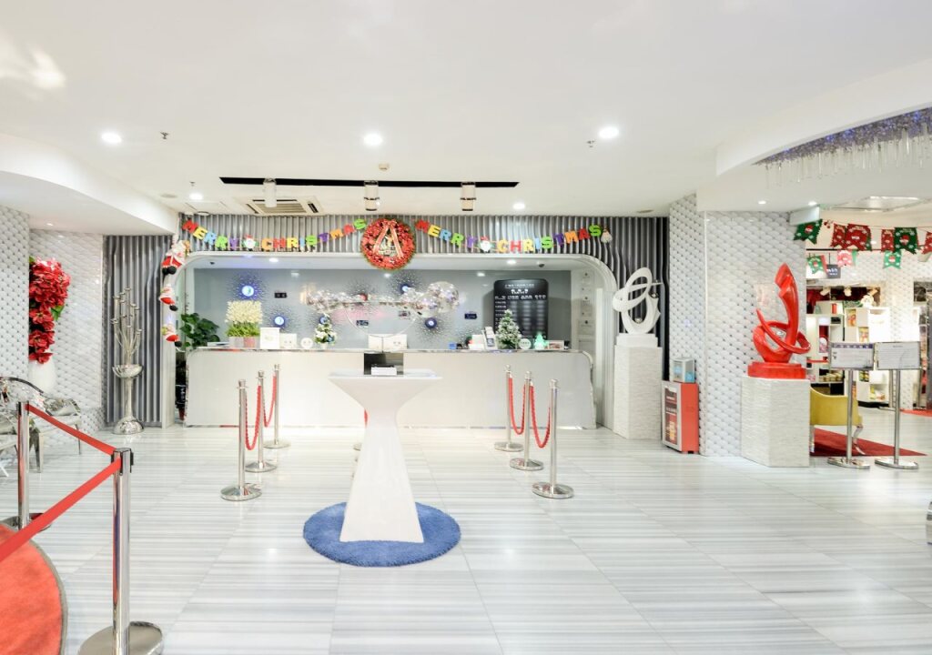 Гуанчжоу: Отель Guangzhou Planet