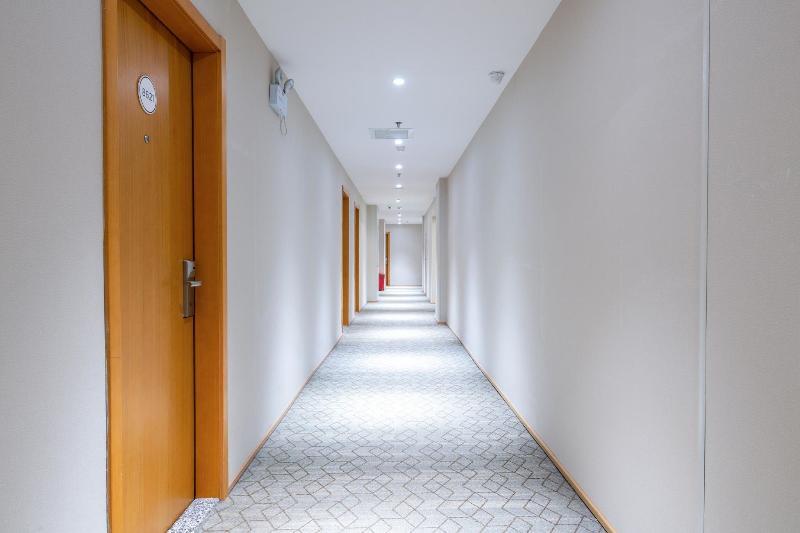 Шэньян: Ji Hotel (Shenyang Zhongjie Metro Station)