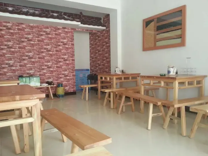 Цзюцюань: Dunhuang Xi Jia Inn