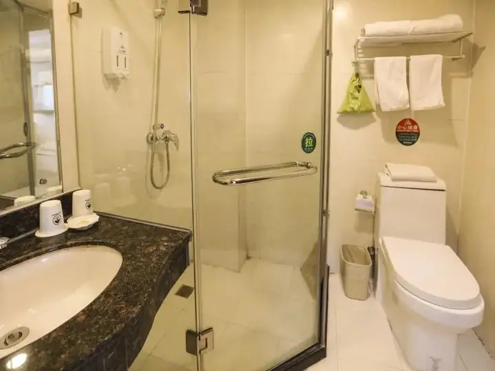 Циньхуандао: GreenTree Inn Qinghuangdao Sun City Hotel