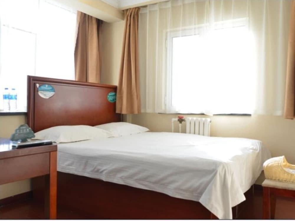 Циньхуандао: GreenTree Inn Qinghuangdao Sun City Hotel