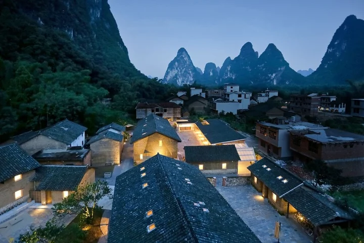 Яншо: XY YunHouse