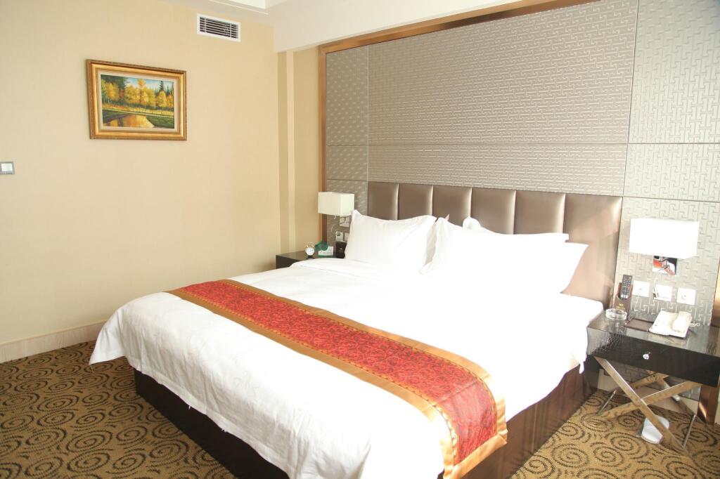 Циндао: Qingdao Jinzhongtai Hotel