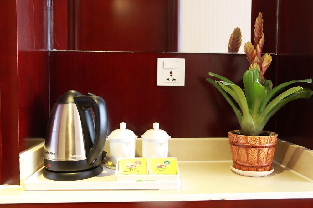 Шанхай: Vienna Hotel - Shanghai PVG Branch
