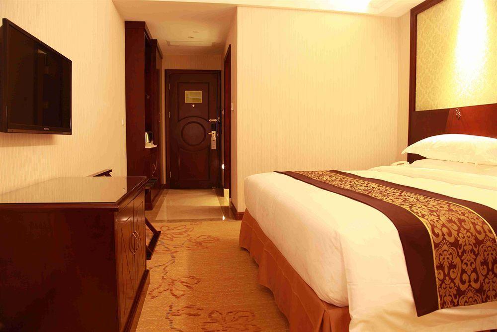 Шанхай: Vienna Hotel - Shanghai PVG Branch