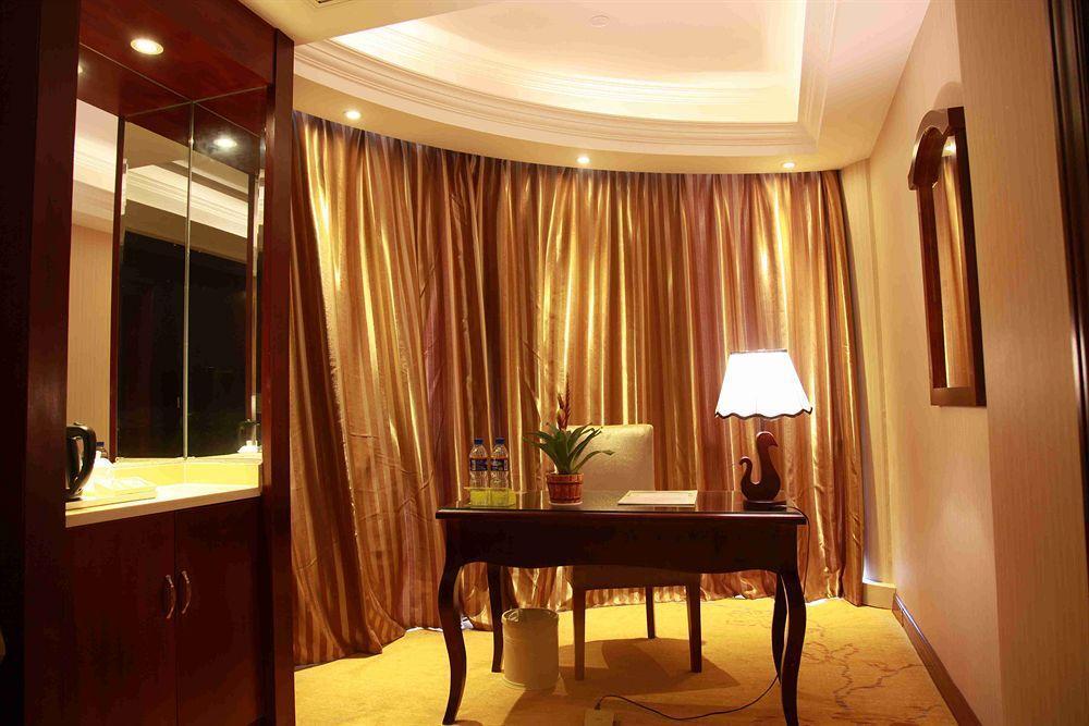 Шанхай: Vienna Hotel - Shanghai PVG Branch