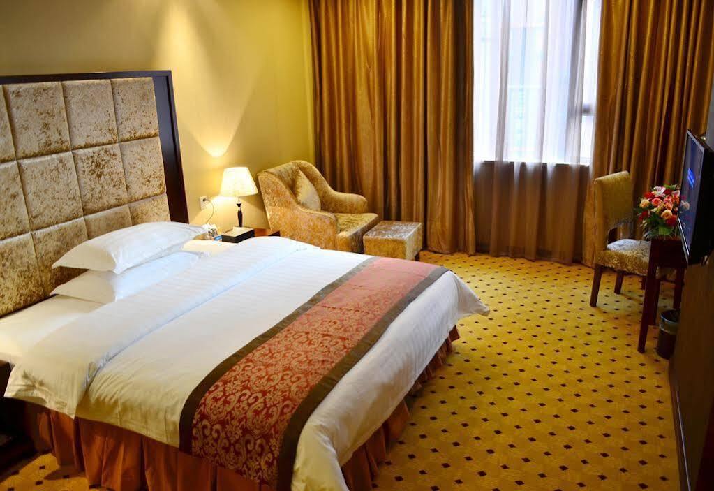 Чунцин: Chongqing Qintaiyue Hotel