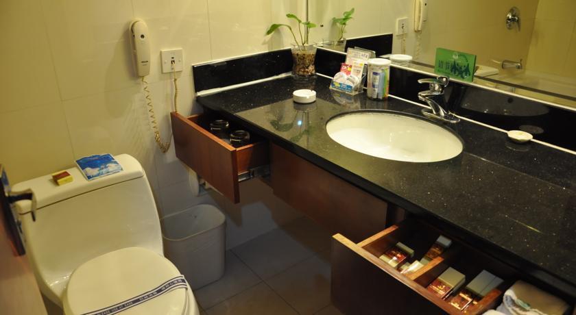 Куньмин: Man Darin Hotel