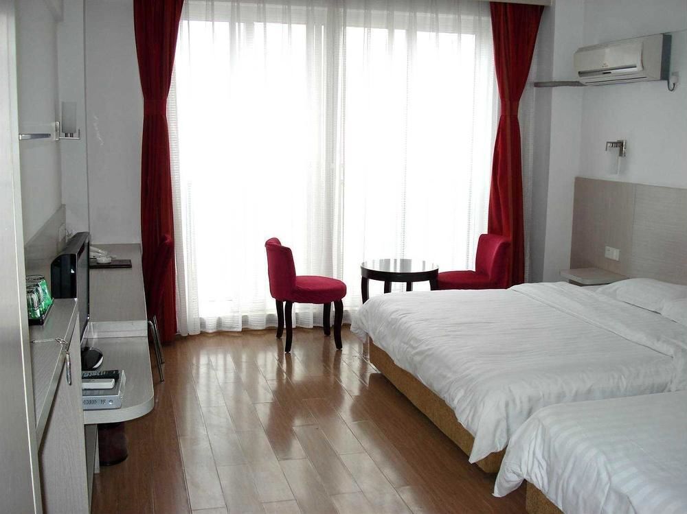 Циндао: My Hotel Qingdao