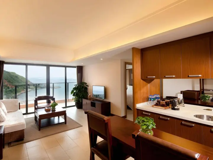 Хойчжоу: Island Skylight Resort