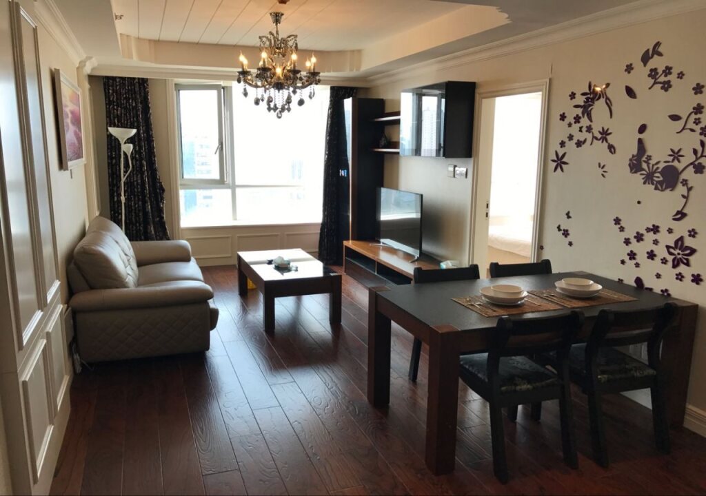 Шанхай: Ri Yue Guang Apartment