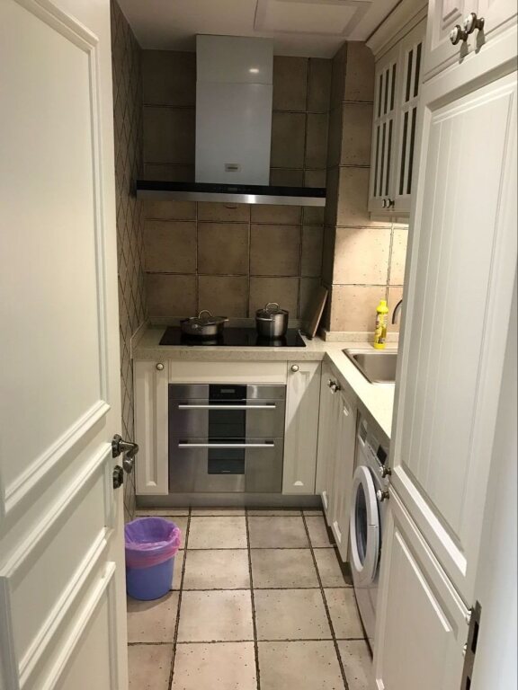 Шанхай: Ri Yue Guang Apartment