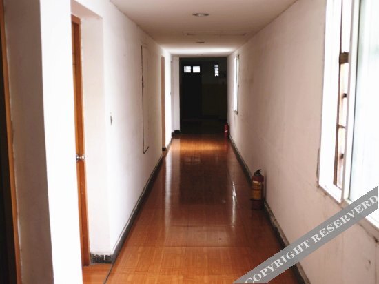 Цзясинь: Yunlongge Express Hotel
