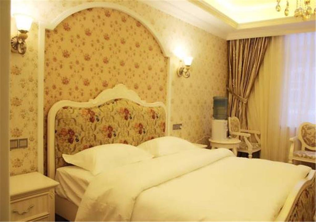 Ибинь: Yibinbandao Holiday Hotel